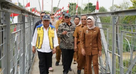Jembatan Gantung Baleraja, Indramayu Diresmikan Menteri PUPR