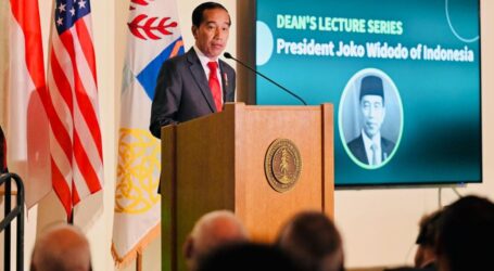 Jokowi Beri Kuliah Umum di Stanford University, Tunjukkan PLTS Terbesar Se-ASEAN