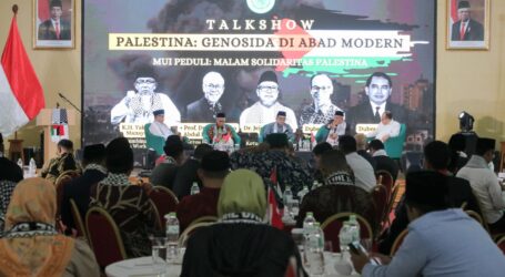 Imaam Yakhsyallah Mansur pada Acara MUI Peduli: Palestina Menyatukan Umat