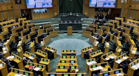 Parlemen Yordania Setuju Tinjau Kembali Perjanjian dengan Israel