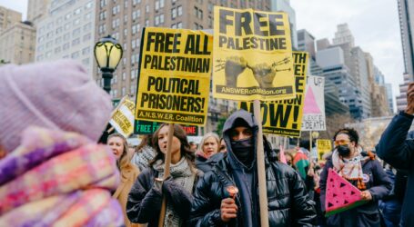 Ribuan Warga di AS Protes Bantuan Militer untuk Zionis Israel