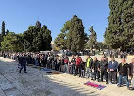 Hanya 3.500 Jamaah yang Dapat Izin Shalat Jumat di Al-Aqsa