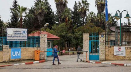Zionis Israel Serang Pengungsian UNRWA, Tangkap Puluhan Pria Palestina