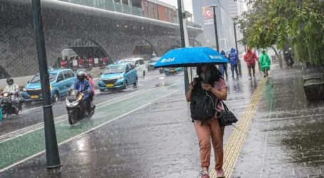 BMKG Keluarkan Peringatan Potensi Hujan Awal Februari