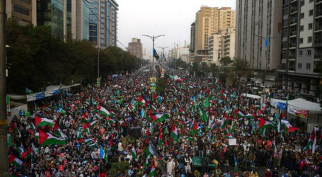 Ribuan Warga Pakistan Berdemo Tuntut Perdamaian di Palestina