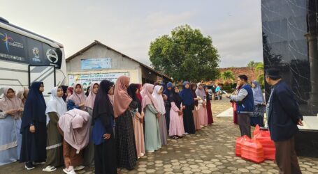 Santri Aliyah Ponpes Al-Fatah Lampung Ikuti Rihlah Ilmiah