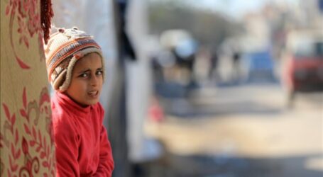 Anak-anak Gaza Hadapi Musim Dingin di Tengah Serangan Israel