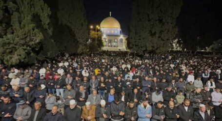 45 Ribu Jamaah Shalat Tarawih di Masjid Al-Aqsa pada Malam Ketiga Ramadhan