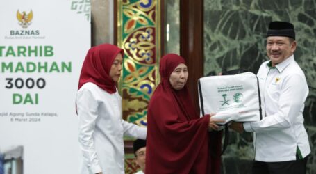 BAZNAS RI Serahkan Bantuan Raja Salman bagi 3.000 Dai Indonesia