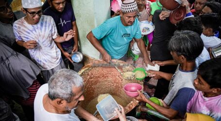 Berbagi Bubur Muhdhor, Tradisi Ramadan yang Digemari Warga Tuban