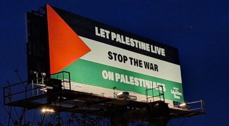 Papan Reklame Besar di Kota-Kota Amerika Serukan “Hentikan Perang di Gaza”