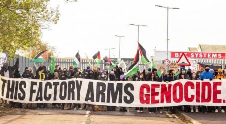Aktivis Pro-Palestina di Inggris “Duduki” Pabrik Pengimpor Senjata ke Israel