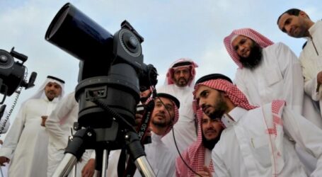 Mahkamah Agung Saudi Seru Umat Islam Lihat Hilal Syawal Senin