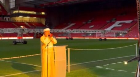 Azan Magrib Berkumandang di Stadion Anfield, Liverpool Gelar Buka Puasa Bersama