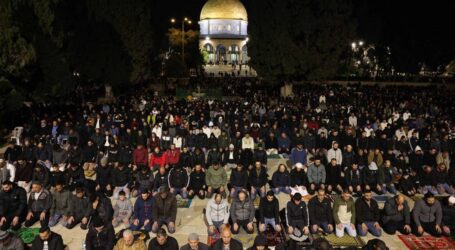 Polisi Israel Serbu Al-Aqsa, Saat Ribuan Hadir Shalat Subuh