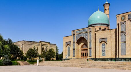 Menyusuri Jejak Perjalanan Islam di Uzbekistan