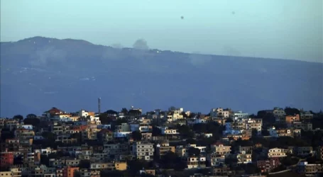 Pejuang Lebanon Selatan Luncurkan Puluhan Roket ke Israel Utara