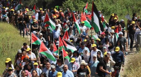 Ribuan Warga Palestina Gelar Pawai Peringati Nakba ke-76