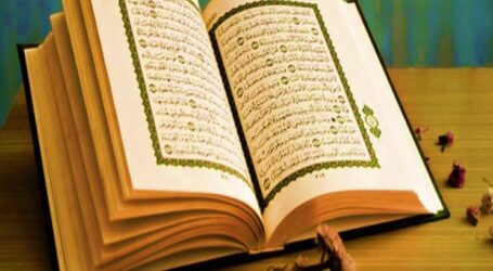 Mau Dapat Rahmat Allah, Amalkan Adab Ini Saat Baca Al-Qur’an