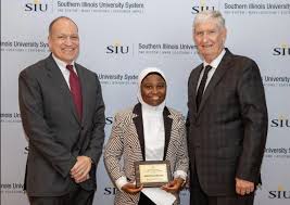Mahasiswa Muslim Nigeria Terima Penghargaan Bergengsi dari Universitas AS