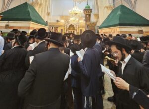 Ribuan Yahudi Israel Serbu Masjid Ibrahimi dan Lakukan Ritual Talmud (foto,: Wafa)