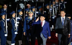 Ketibaan Presiden Prabowo Subianto di Pangkalan Militer Angkatan Udara Grupo 8 Alar, Bandara Internasional Jorge Chavez, Lima, Peru, Rabu (13/11/2024). (Foto: BPMI Setpres)