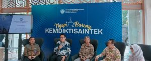 Direktur Jenderal (Dirjen) Riset dan Pengembangan Fauzan Adziman