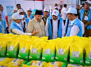 Presiden Prabowo Subianto meresmikan peluncuran kelembagaan 80.081 Koperasi Desa/Kelurahan Merah Putih (KDMP/KKMP) dalam sebuah acara yang digelar di Koperasi Desa Merah Putih Bentangan, Desa Bentangan, Kecamatan Wonosari, Kabupaten Klaten, pada Senin, 21 Juli 2025. (Foto: BPMI Setpres)