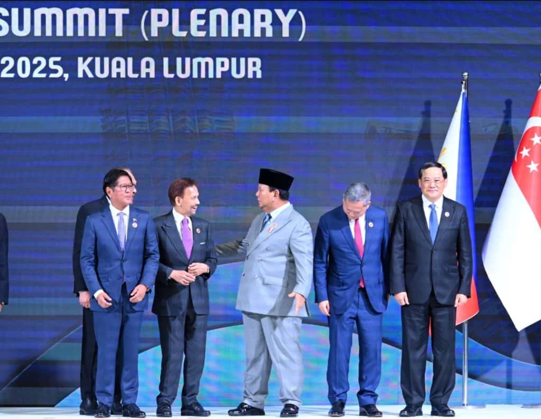 Presiden RI Prabowo Subianto menghadiri sesi pleno Konferensi Tingkat Tinggi (KTT) ke-47 ASEAN di Kuala Lumpur Convention Centre (KLCC), Malaysia, Ahad (26/10/2025) (foto: Kemensetneg)