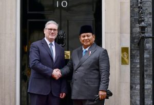 Presiden Republik Indonesia, Prabowo Subianto melakukan pertemuan dengan Perdana Menteri (PM) Inggris, Keir Starmer di Kantor PM Inggris, London, pada Selasa, 20 Januari 2026.[foto: Setkab RI)