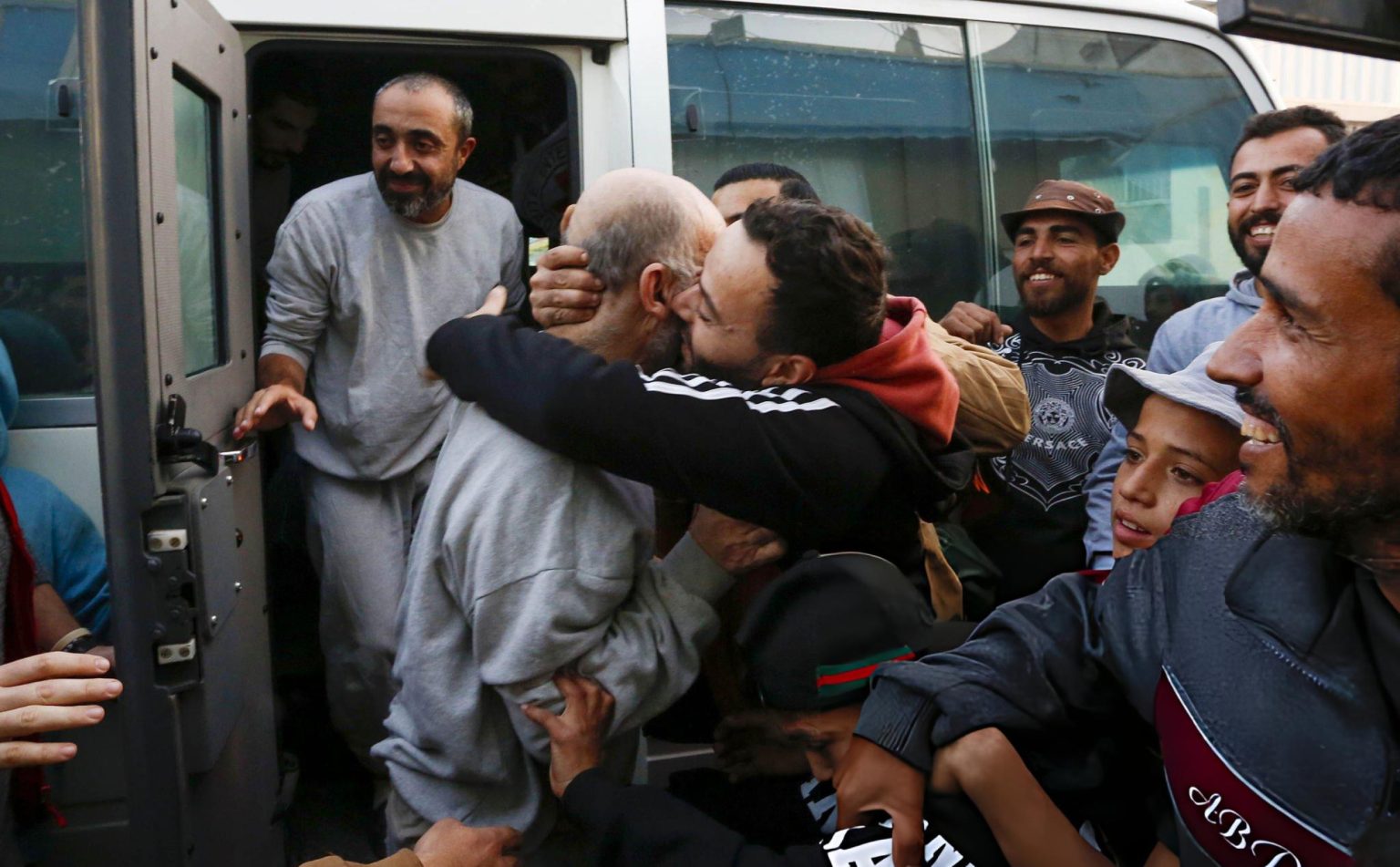 12 Tahanan Palestina yang Dibebaskan Tiba di Gaza