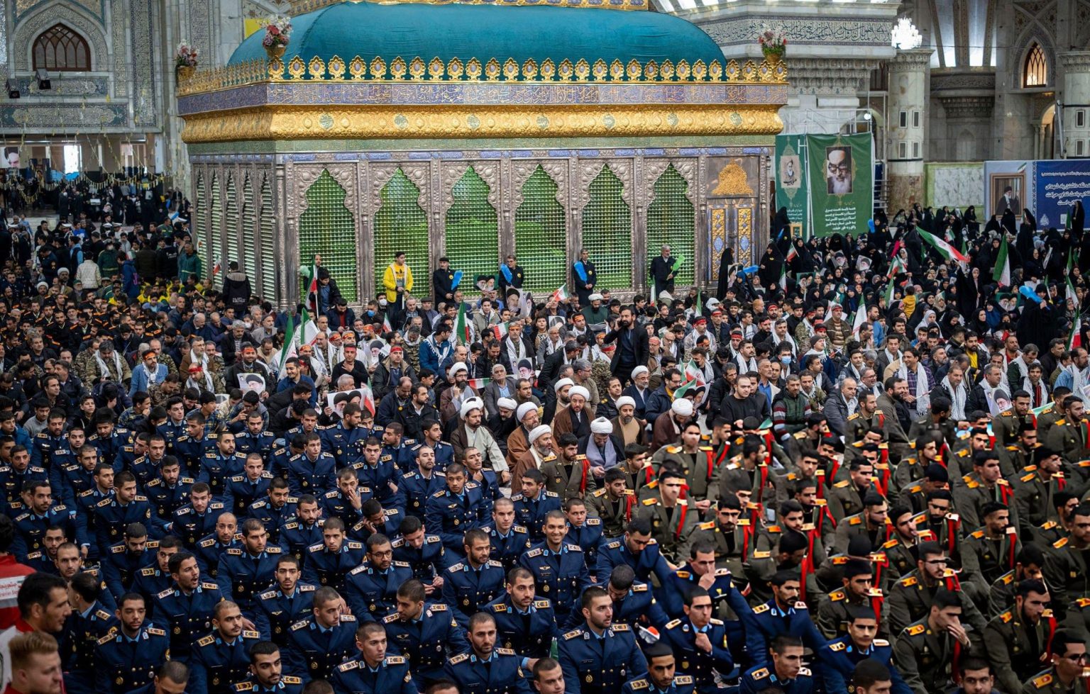 Iran Gelar Latihan Militer Berskala Besar di Selat Hormuz