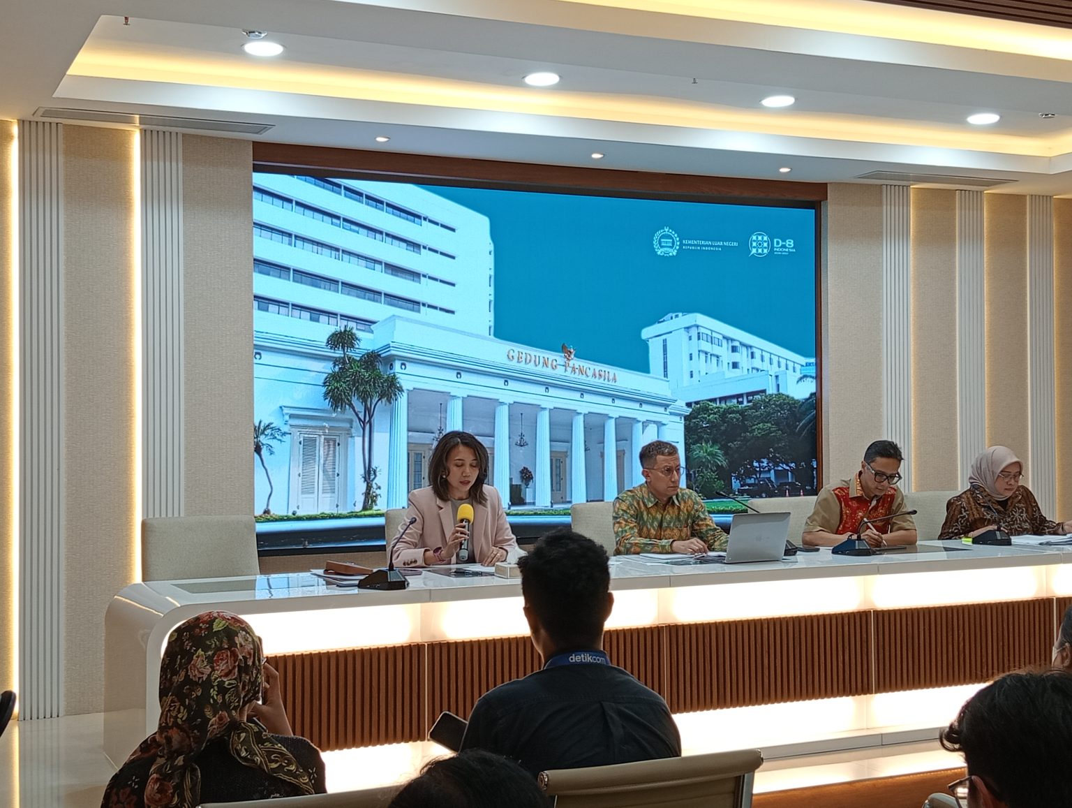 Konferensi pers Kemlu RI (foto: Sajadi/MINA)