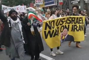 Ilustrasi Demo di Amerika Serikat (foto: Combat anti-Semitism)