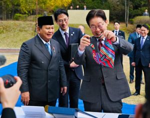 Presiden Republik Indonesia Prabowo Subianto dan Presiden Republik Korea Lee Jae Myung (Foto: BPMI Setpres)
