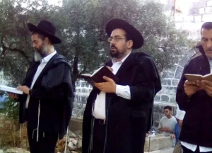 Para Pemukim Yahudi Lakukan Ritual Talmud di Halaman Masjid Al-Aqsa (foto: PIC)