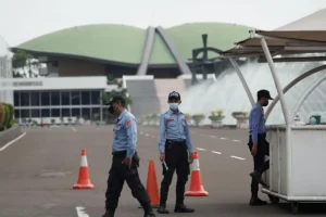 Jelang Pidato Prabowo di Sidang Tahunan, Lalu Lintas Jalan Gatot Subroto Menuju Gedung DPR Dibatasi
