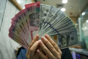 Rupiah di Angka Rp17.577, Pasar Cermati Inflasi AS dan Konflik Timur TengahRupiah di Angka Rp17.577, Pasar Cermati Inflasi AS dan Konflik Timur Tengah